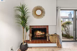 17999 Firestone Rd, Hayward, CA 94541 - Photo 9