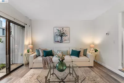 17999 Firestone Rd, Hayward, CA 94541 - Photo 5