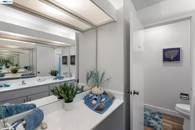 17999 Firestone Rd, Hayward, CA 94541 - Photo 33