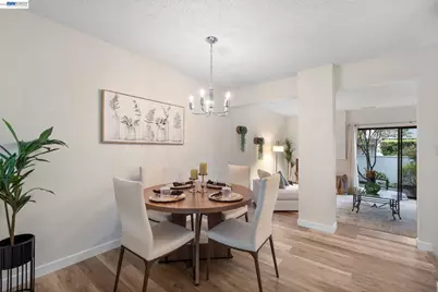 17999 Firestone Rd, Hayward, CA 94541 - Photo 17