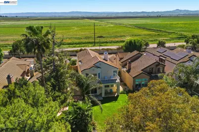 2595 Cherry Hills Dr, Discovery Bay, CA 94505 - Photo 43