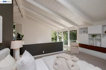 6540 Saroni Dr, Oakland, CA 94611 - Photo 43