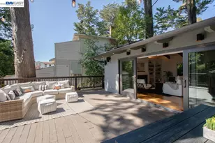 6540 Saroni Dr, Oakland, CA 94611 - Photo 35