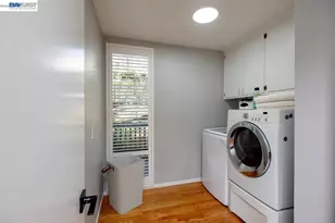 6540 Saroni Dr, Oakland, CA 94611 - Photo 23