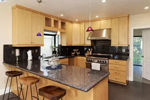 4903 Stoneridge Ct, Oakland, CA 94605 - Photo 15