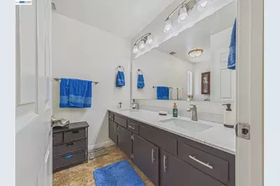 6328 Merton Way, Sacramento, CA 95842 - Photo 27