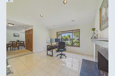 6328 Merton Way, Sacramento, CA 95842 - Photo 7