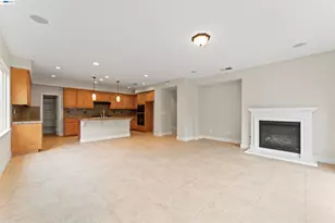 204 Daylily Ln, Patterson, CA 95363 - Photo 15