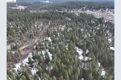 350 Espinal Dr, Portola, CA 96122 - Photo 9