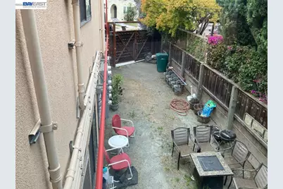 5406 Trask St, Oakland, CA 94601 - Photo 41