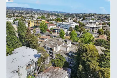 385 Jayne Avenue #205, Oakland, CA 94610 - Photo 39
