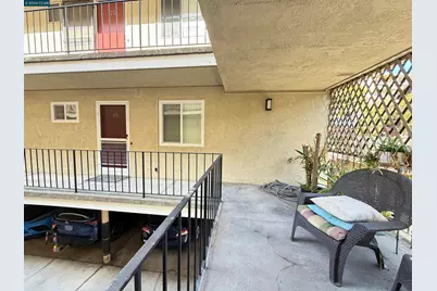10 Moss Ave #15, Oakland, CA 94610 - Photo 29