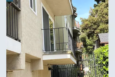 10 Moss Ave #15, Oakland, CA 94610 - Photo 31