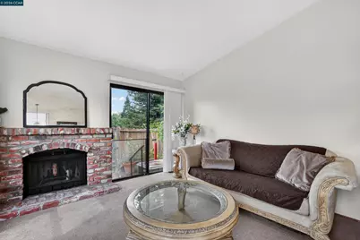 322 Thistle Cir, Martinez, CA 94553 - Photo 5