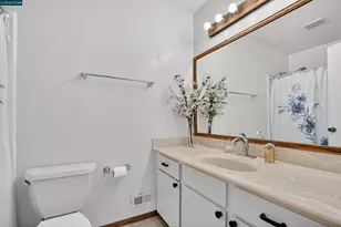 322 Thistle Cir, Martinez, CA 94553 - Photo 29