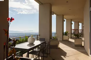 13367 Campus Dr, Oakland, CA 94619 - Photo 15