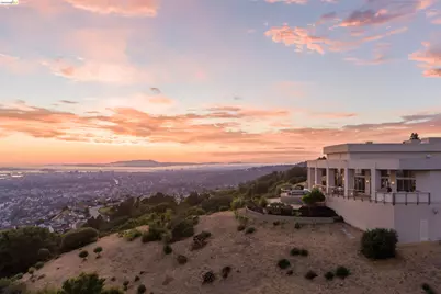 13367 Campus Dr., Oakland, CA 94619 - Photo 43