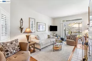 8040 Mountain View Dr, Pleasanton, CA 94588 - Photo 5