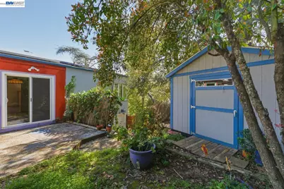 3890 Serrano St, Martinez, CA 94553 - Photo 37