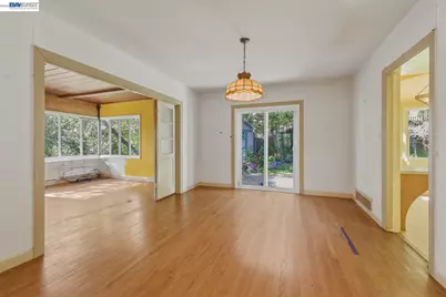 3890 Serrano St, Martinez, CA 94553 - Photo 9