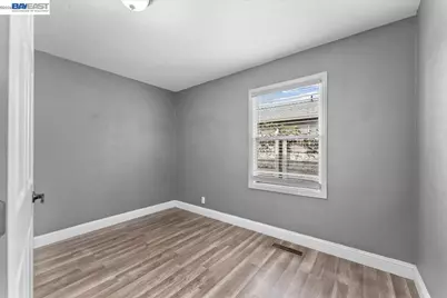 2315 West Ave, Santa Rosa, CA 95407 - Photo 11