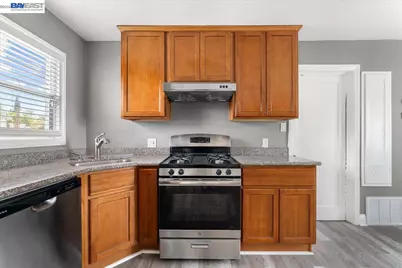 2315 West Ave, Santa Rosa, CA 95407 - Photo 31