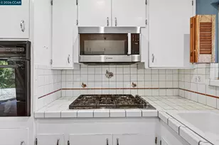 2555 Arroyo Ave, Pinole, CA 94564 - Photo 15