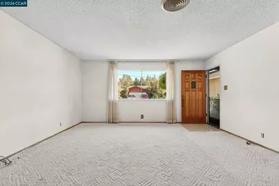 2555 Arroyo Ave, Pinole, CA 94564 - Photo 9