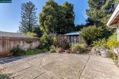 2555 Arroyo Ave, Pinole, CA 94564 - Photo 47