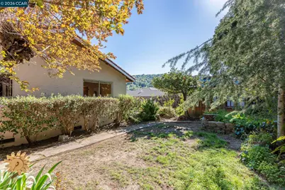 2555 Arroyo Ave, Pinole, CA 94564 - Photo 51