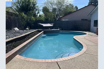 4805 Clarity Ct, Sacramento, CA 95842 - Photo 23