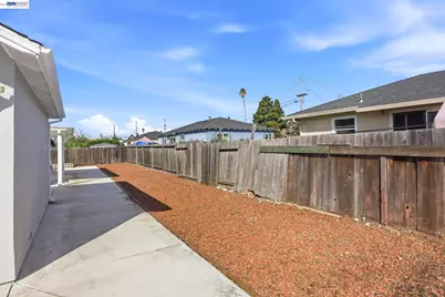 26802 Lakewood Way, Hayward, CA 94544 - Photo 35