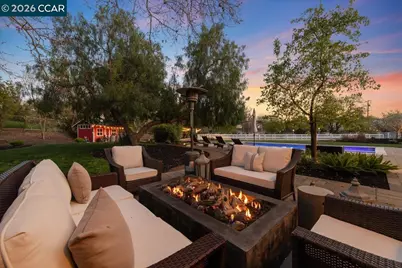 10 Donna Ln, Danville, CA 94526 - Photo 7