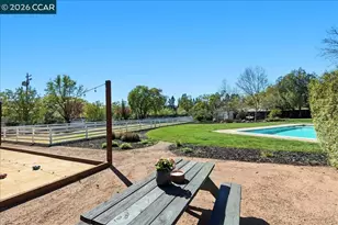 10 Donna Ln, Danville, CA 94526 - Photo 45