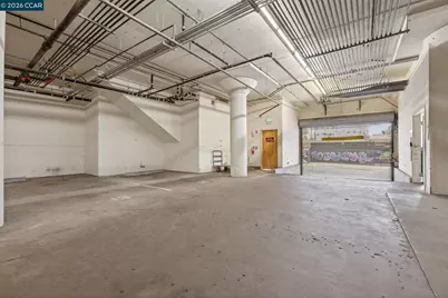 255 3rd St, Oakland, CA 94607 - Photo 33