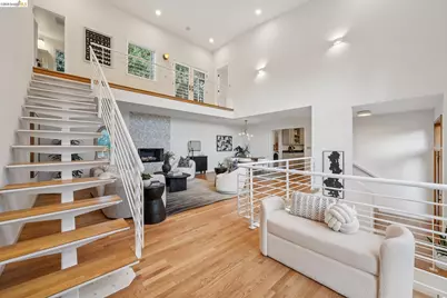 6869 Bristol Dr, Berkeley, CA 94705 - Photo 23