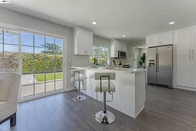 32224 Sloccum Ct, Union City, CA 94587 - Photo 11