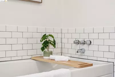 1479 34 Th St, Oakland, CA 94608 - Photo 37