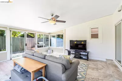 14787 Oleander St, San Leandro, CA 94578 - Photo 23