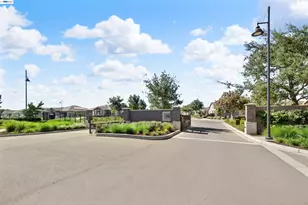 619 Heathridge St, Manteca, CA 95336 - Photo 63