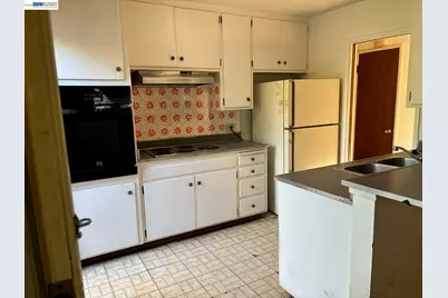 1408 Carmelita Ct, Concord, CA 94520 - Photo 3