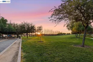 369 Tuscan Ln, Mountain House, CA 95391 - Photo 31