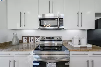 1375 Lick Ave #522, San Jose, CA 95110 - Photo 29