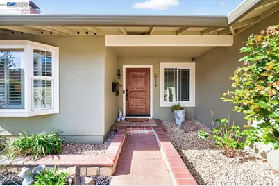 1237 Concord St, Pleasanton, CA 94566 - Photo 3