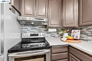 1237 Concord St, Pleasanton, CA 94566 - Photo 15