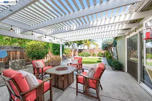 1237 Concord St, Pleasanton, CA 94566 - Photo 29