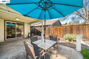 1727 Sutter St, Livermore, CA 94551 - Photo 25