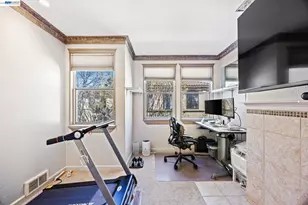 952 11th St, San Jose, CA 95112 - Photo 13