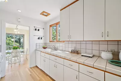 1698 La Loma Ave, Berkeley, CA 94709 - Photo 25