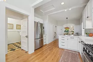 491 McAuley St, Oakland, CA 94609 - Photo 9